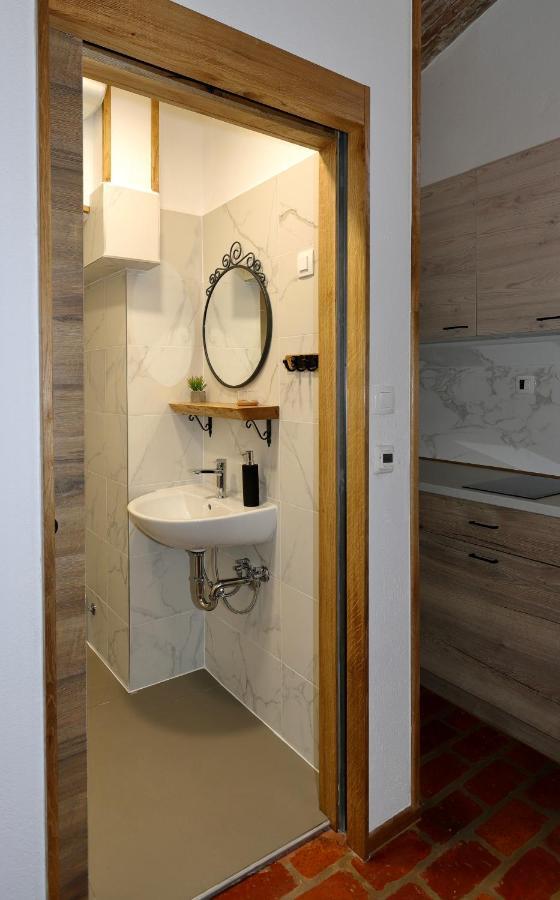 Podroom Apartments Любляна Экстерьер фото