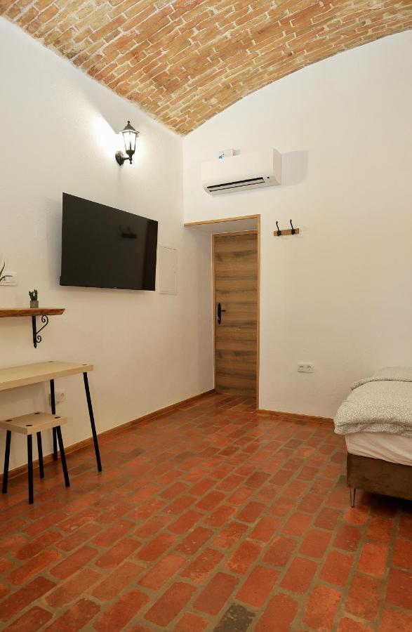 Podroom Apartments Любляна Экстерьер фото